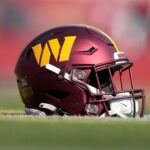 The Tennessee Volunteers present an intriguing scenario as they approach the 2023 college football season. According to most analysts, they are expected to hover around the…