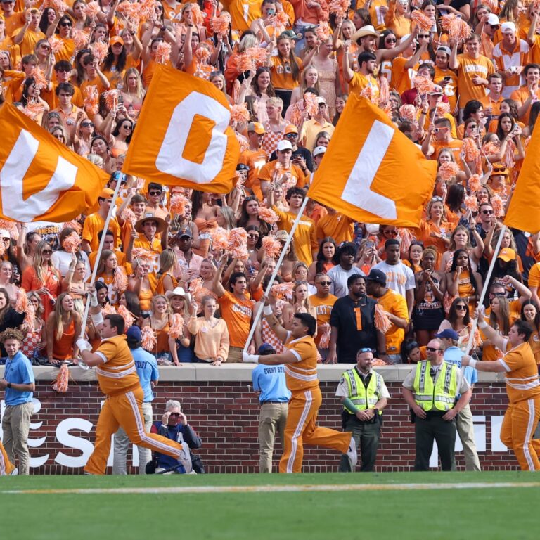 The University of Tennessee Volunteers will be receiving a recruiting visit from a Georgia Bulldogs Legendary player.
