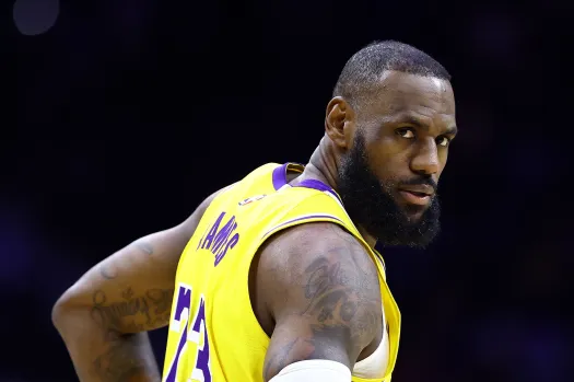 LeBron James achieved a historic milestone by becoming the initial NBA player to amass 40,000 career points…