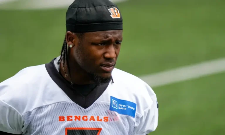 A wide receiver for the Cincinnati Bengals, has spent his entire four-year NFL tenure with…