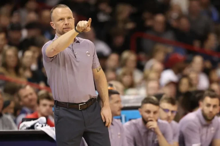 Louisville News: Louisville Head Coach Pat Kelsey expresses enthusiasm for the….