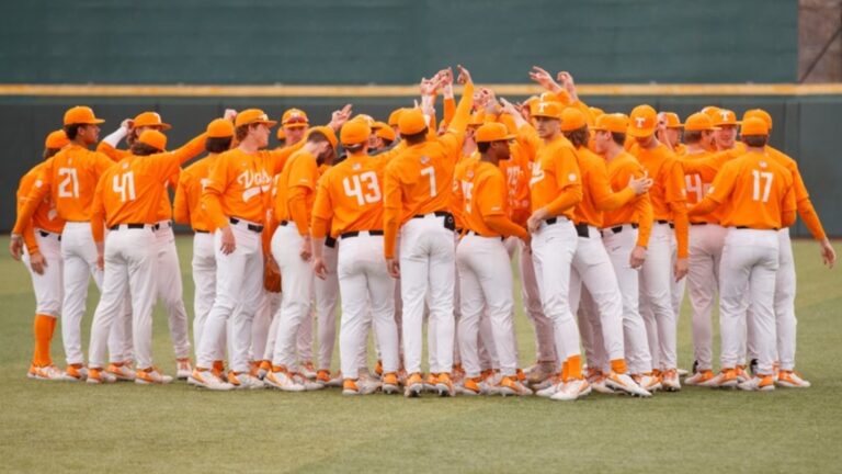 Baseball Latest: Right-handed pitcher Thomas Crabtree quickly made his official commitment to Tennessee, announcing on….