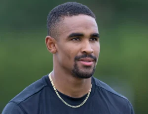 Jalen-Hurts-quarterback-NFL-Philadelphia-Eagles-football